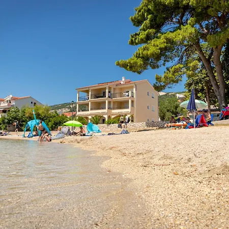 Alba Apartamento Banjol