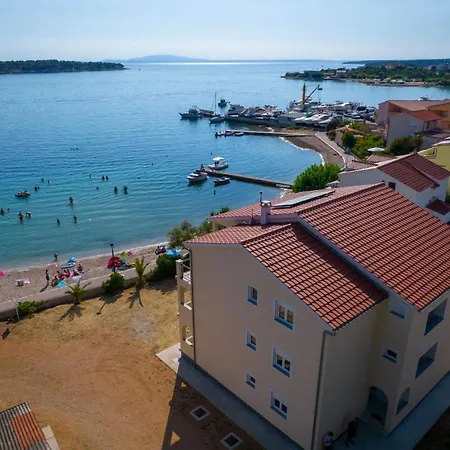 Apartment Alba *